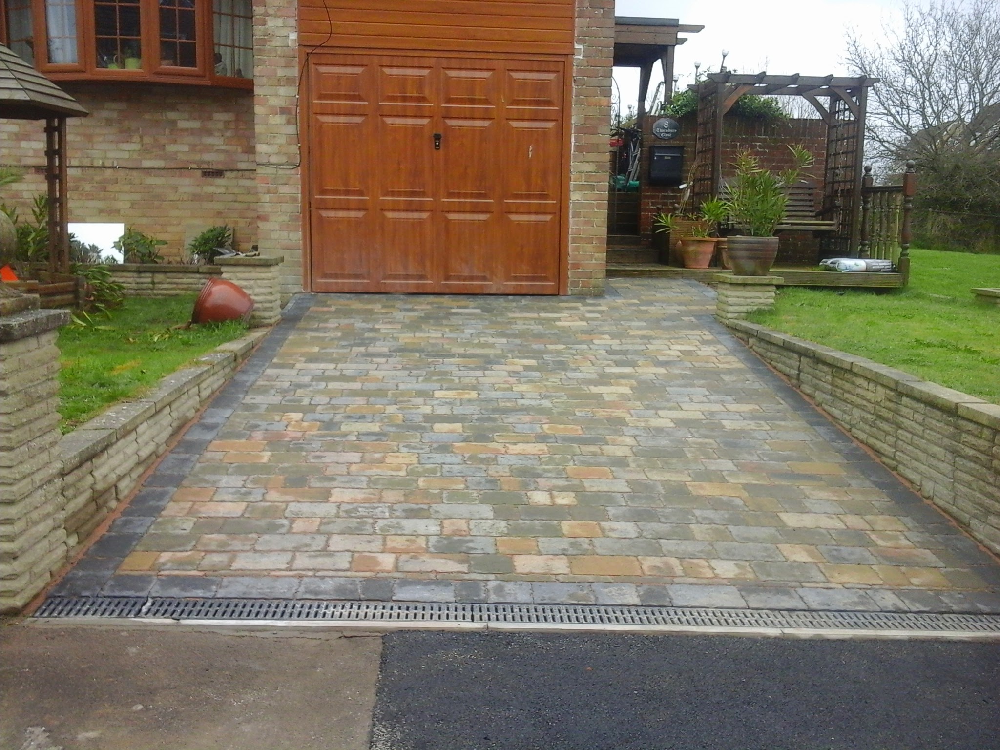Driveways and Block pavi